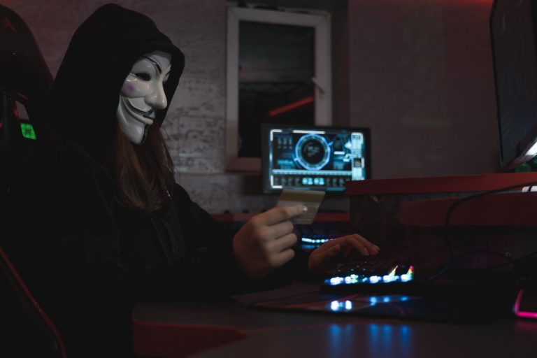 How Are Home Alarm Systems Being Hacked