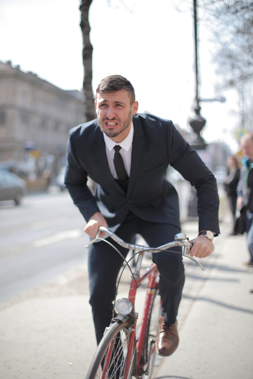 10 Reasons to NOT Ride Your Bike To Work